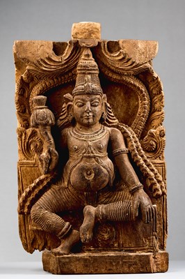 Lot 211 - SEATED VISHNU WITH GADA, INDIA, 16TH CENTURY