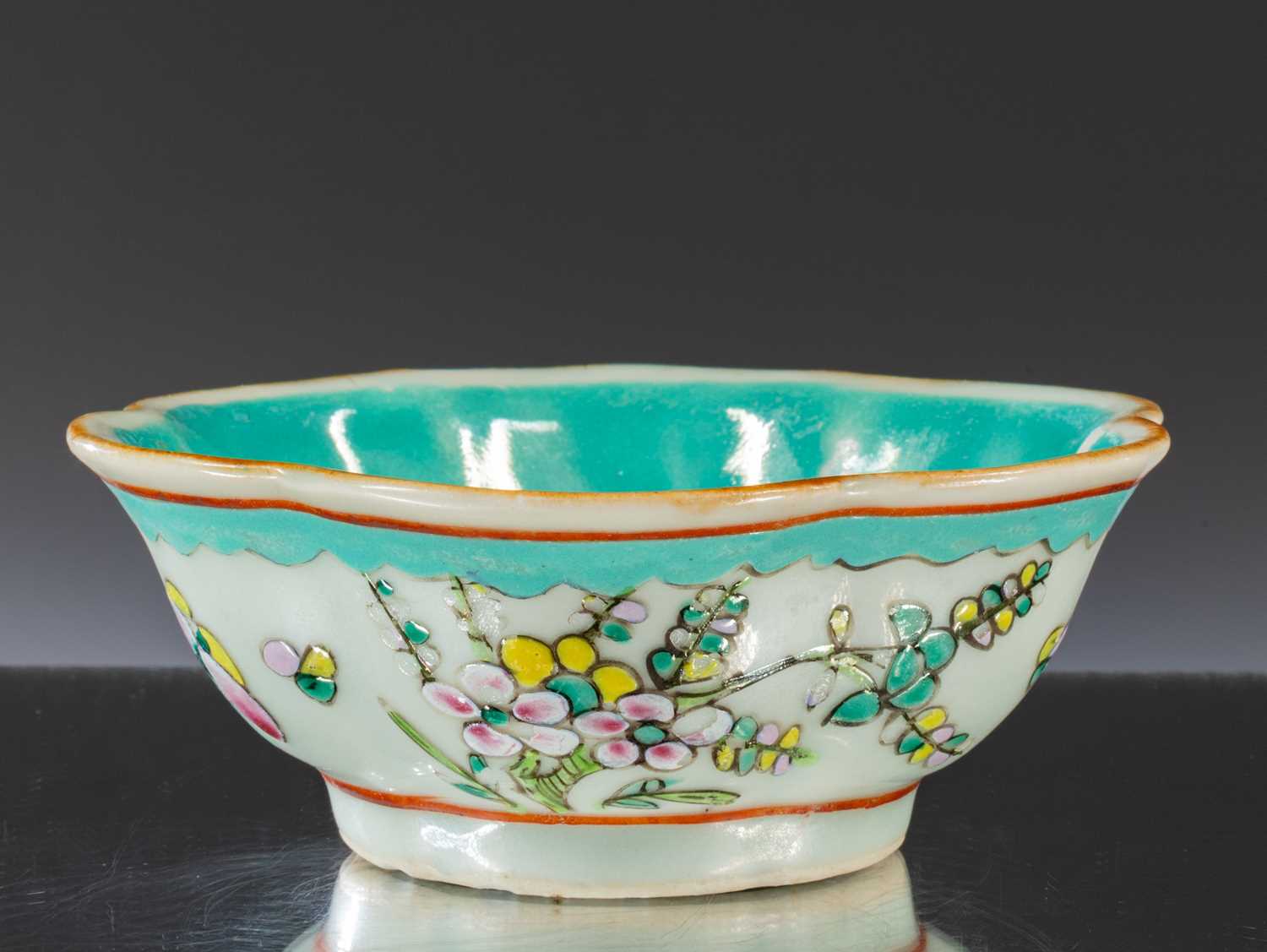Lot 78 - ROSE CANTON BOWL