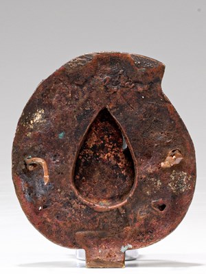 Lot 47 - CROWN LEAF DEPTICTING BUDDHIST SCULPTURES