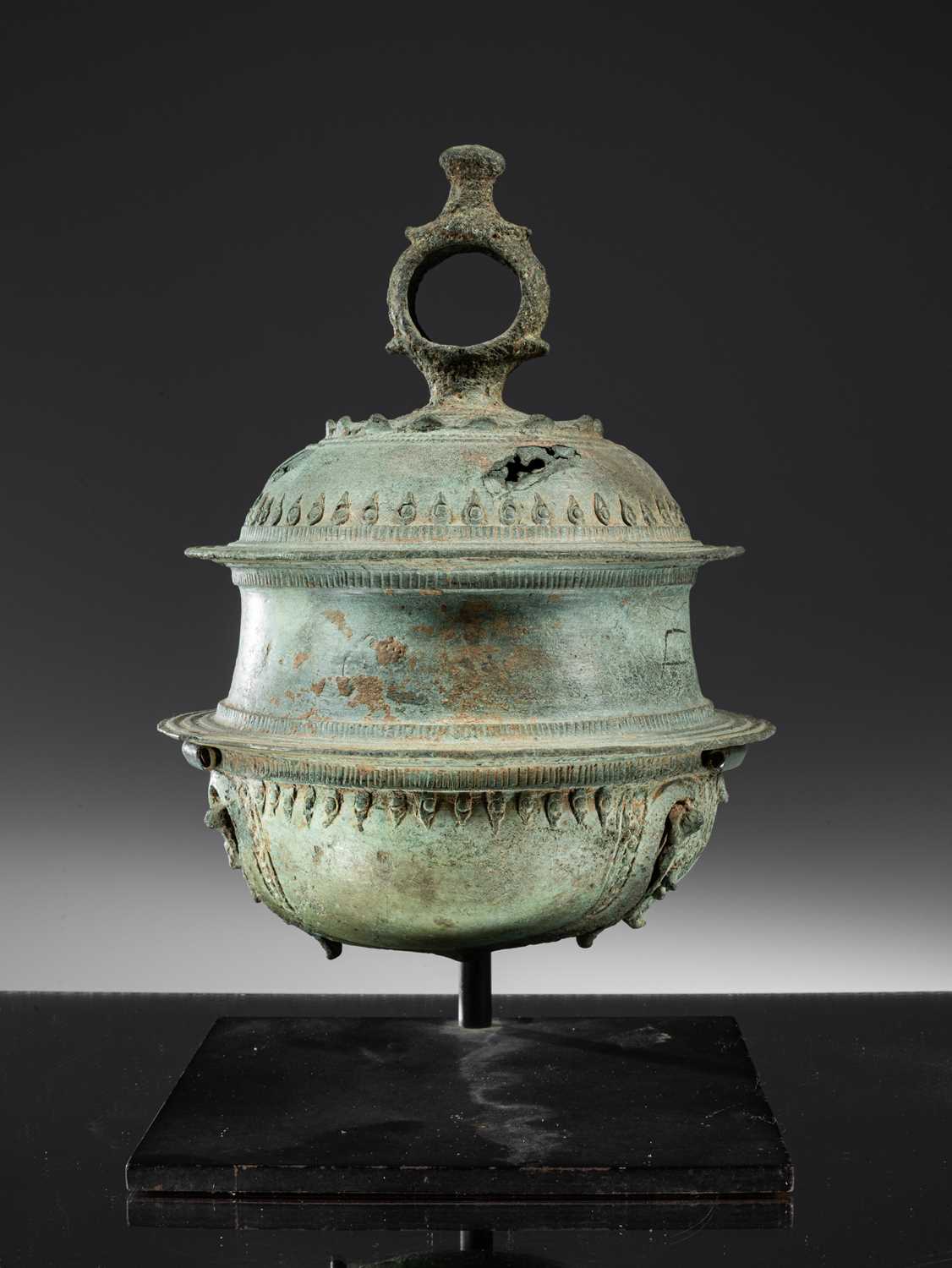 Lot 74 - BELL