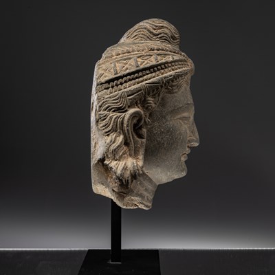 Lot 24 - HEAD OF A BUDDHA