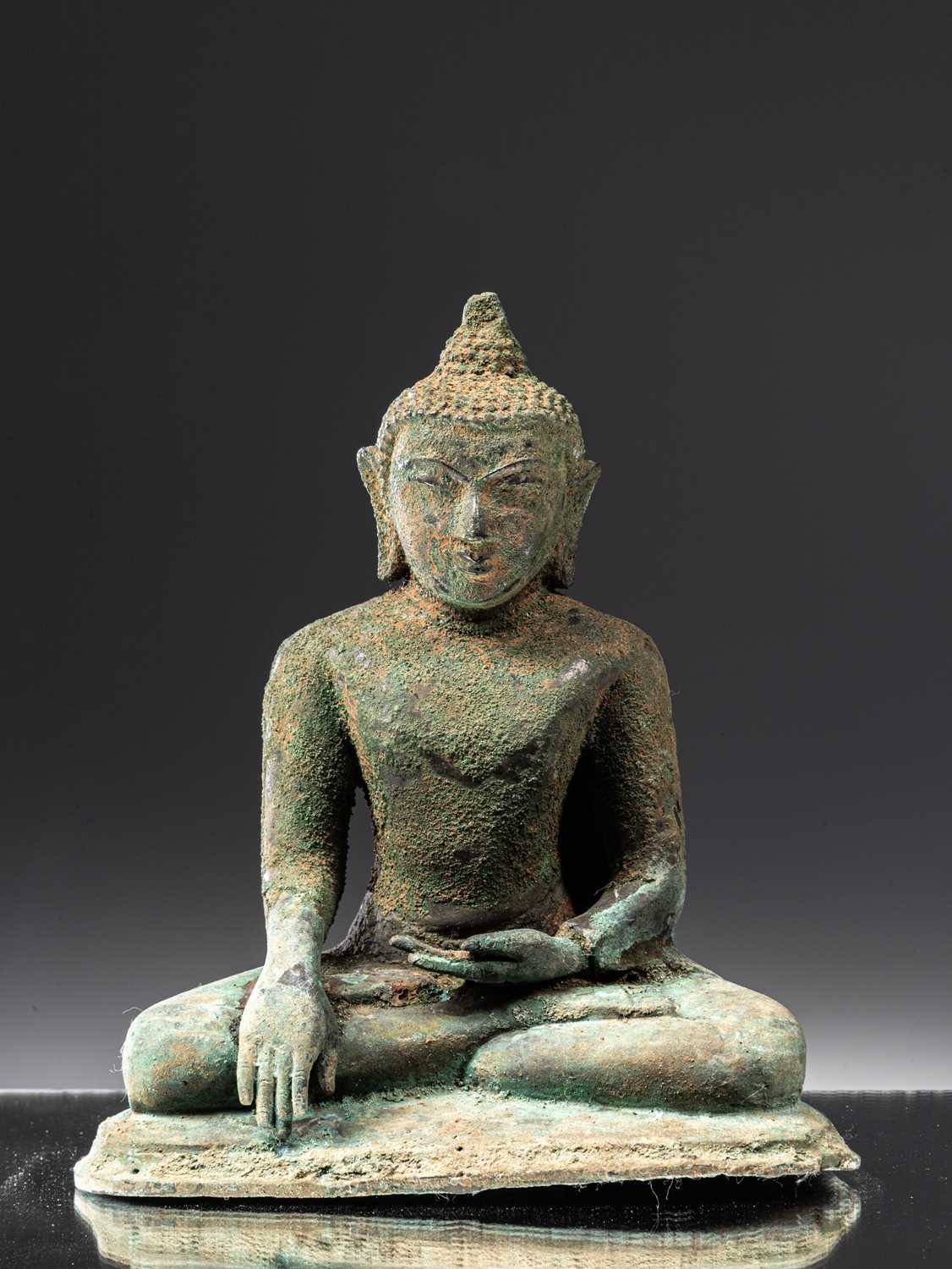 Lot 30 - PAGAN BUDDHA