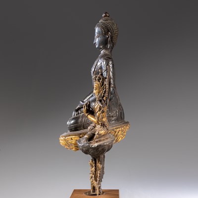 Lot 23 - EXTREMLY RARE BUDDHA WITH CONSORTS