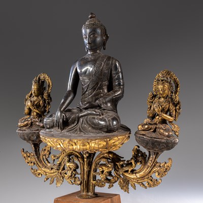 Lot 23 - EXTREMLY RARE BUDDHA WITH CONSORTS