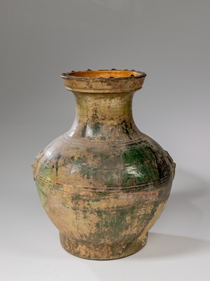 Lot 70 - (R) HU TYPE VASE