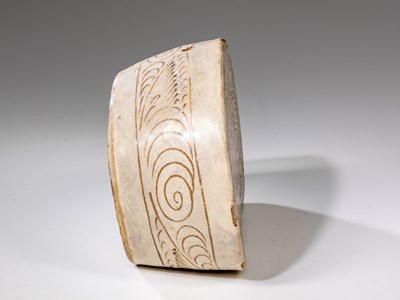 Lot 22 - (R) CIZHOU PILLOW
