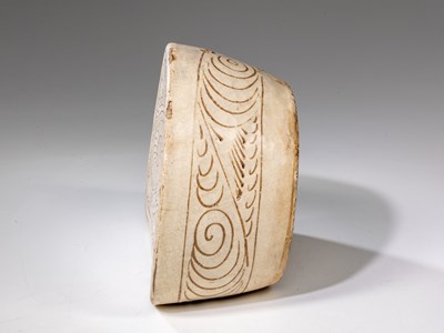 Lot 22 - (R) CIZHOU PILLOW