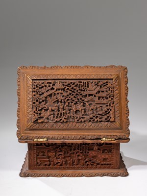 Lot 12 - (R) SANDALWOOD BOX