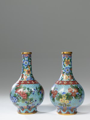Lot 24 - (R) PAIR OF CHINESE CLOISONNE VASES