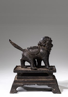 Lot 52 - INCENSE BURNER IN LION SHAPE