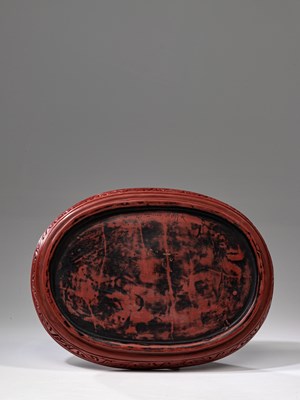 Lot 63 - OVAL TRAY