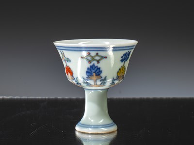 Lot 8 - DOU CAI STEM CUP