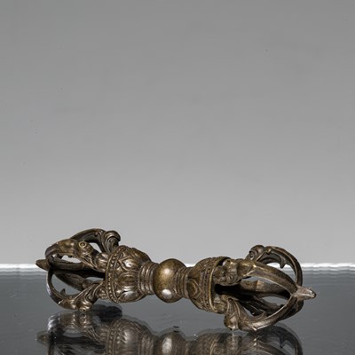 Lot 88 - CHINESE BRONZE VAJRA QING DYNASTY STYLE