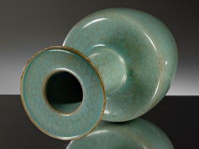Lot 62 - A LONGQUAN CELADON MALLET-SHAPED VASE