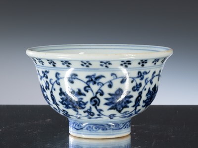 Lot 212 - BLUE AND WHITE LOTUS BOWL