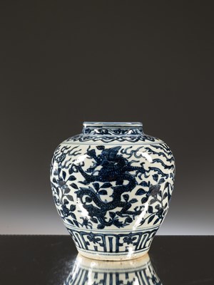 Lot 247 - BLUE AND WHITE JAR